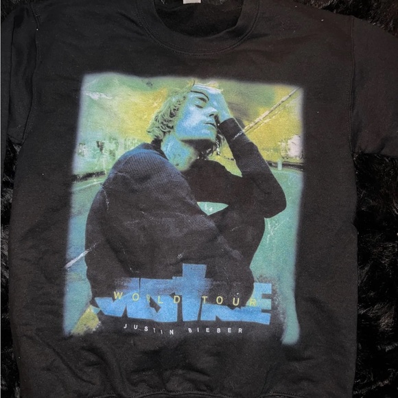 JUSTIN BIEBER TOUR MERCH SIZE SMALL JUSTICE AND PURPOSE TOURS T SHIRT & CREWNECK - Picture 4 of 5
